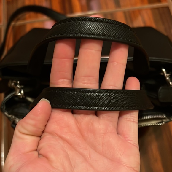 Guess crossbody/shoulder bag - Picture 4 of 9